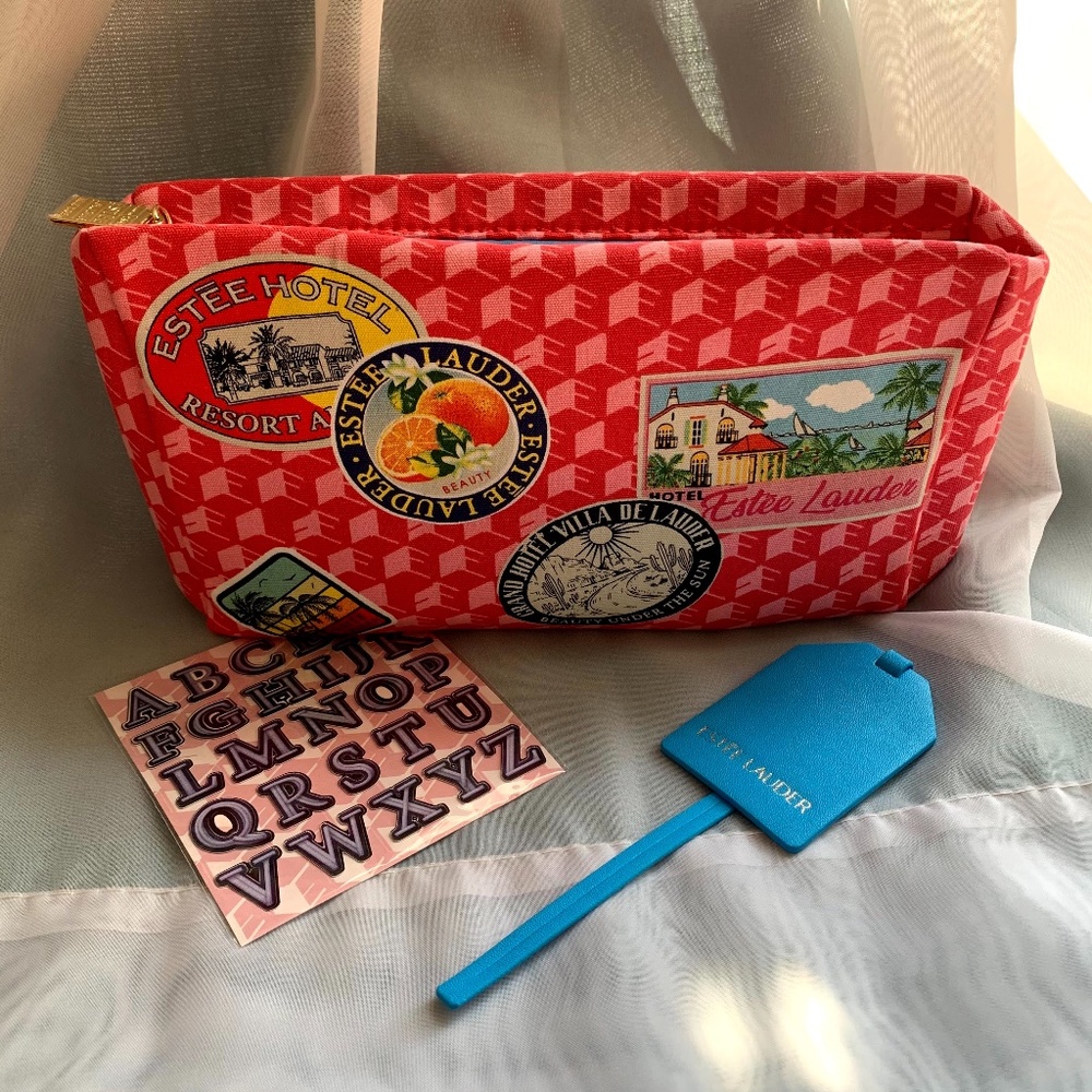 Estee Lauder Cosmetic Bag with Luggage Tag